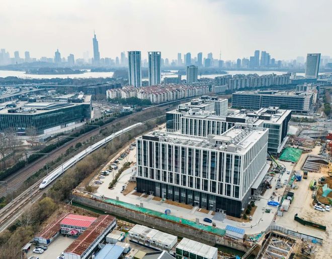 南京商业地产周报 南京德基2024年销售额245亿元;文化和旅游交流推介活动在香港成功举办